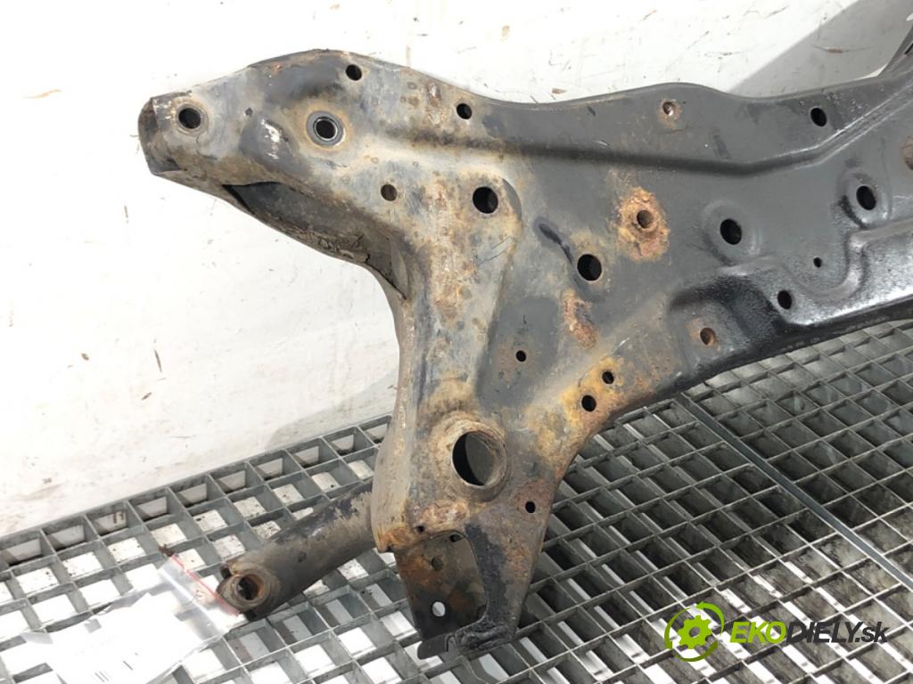 MITSUBISHI ASX (GA_W_) 2009 - 2022    1.8 DI-D 110 kW [150 KM] olej napędowy 2010 - 2022  výztuha pod motor  (Výztuhy přední)