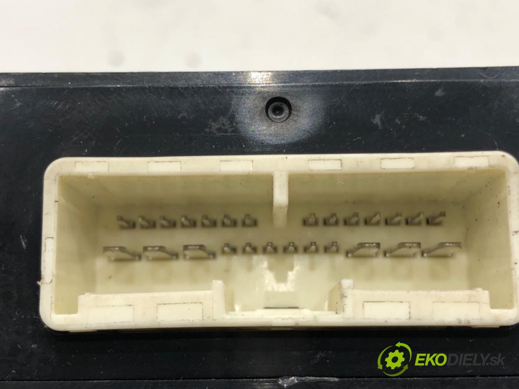 MITSUBISHI ASX (GA_W_) 2009 - 2022    1.8 DI-D 110 kW [150 KM] olej napędowy 2010 - 2022  Modul svetiel 8634A055 (Ostatné)