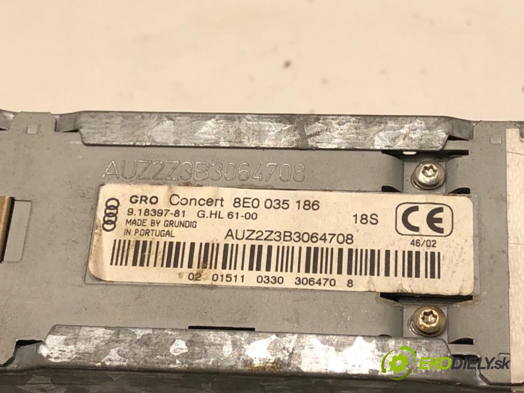 AUDI A4 B6 Avant (8E5) 2000 - 2005    1.9 TDI 96 kW [130 KM] olej napędowy 2001 - 2004  RADIO 8E0035186 (Audio zariadenia)