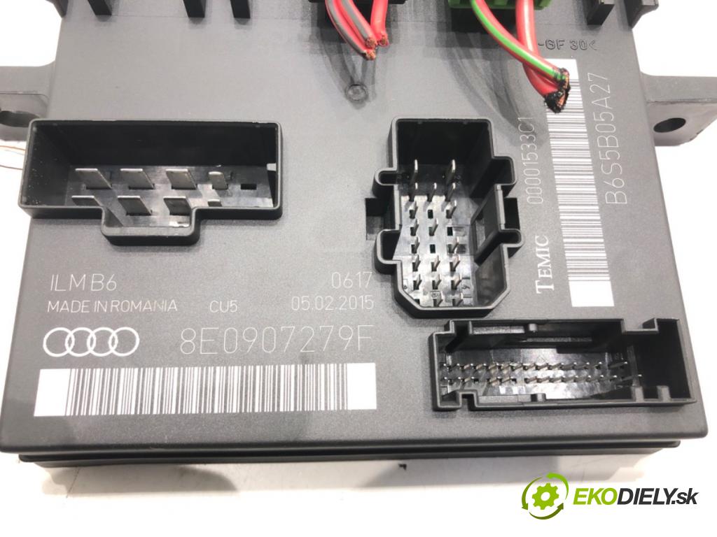 AUDI A4 B6 Avant (8E5) 2000 - 2005    1.9 TDI 96 kW [130 KM] olej napędowy 2001 - 2004  Modul svetiel 8E0907279F (Ostatné)
