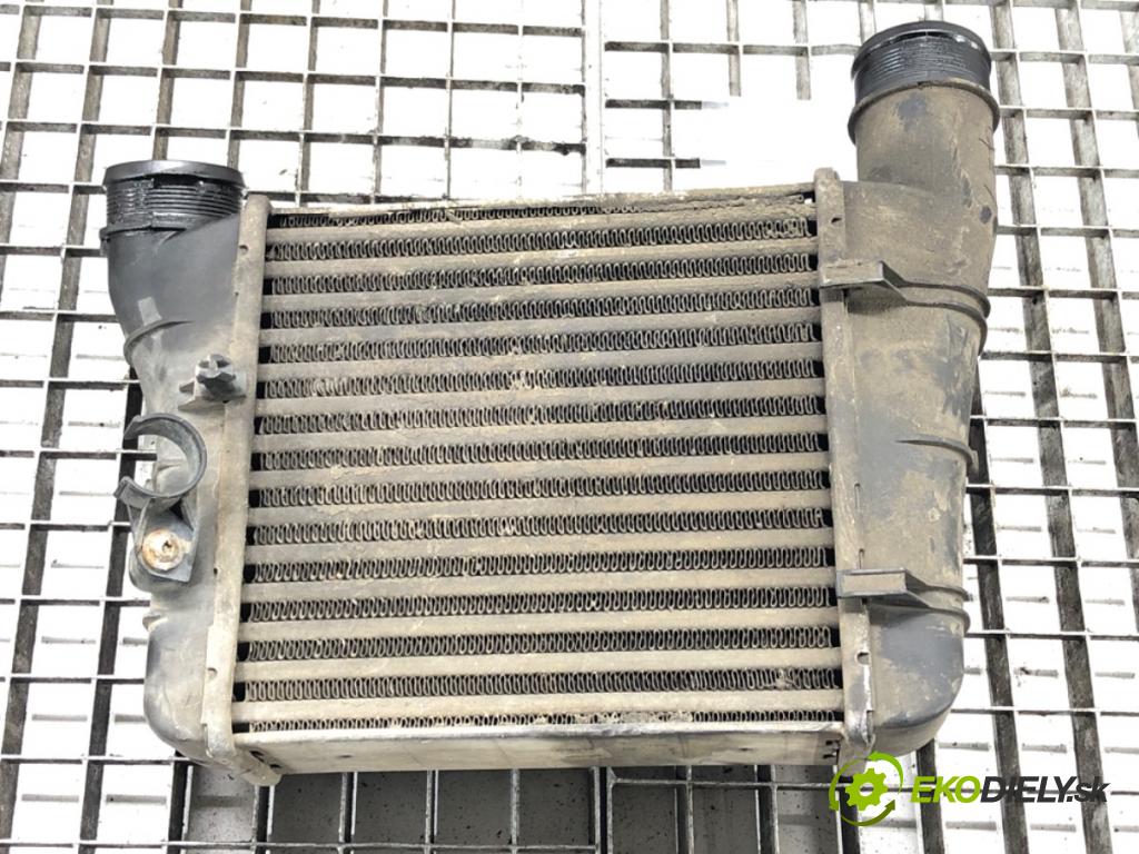 AUDI A4 B6 Avant (8E5) 2000 - 2005    1.9 TDI 96 kW [130 KM] olej napędowy 2001 - 2004  intercooler 8E0145805S (Chladiče nasávaného vzduchu (intercoolery))
