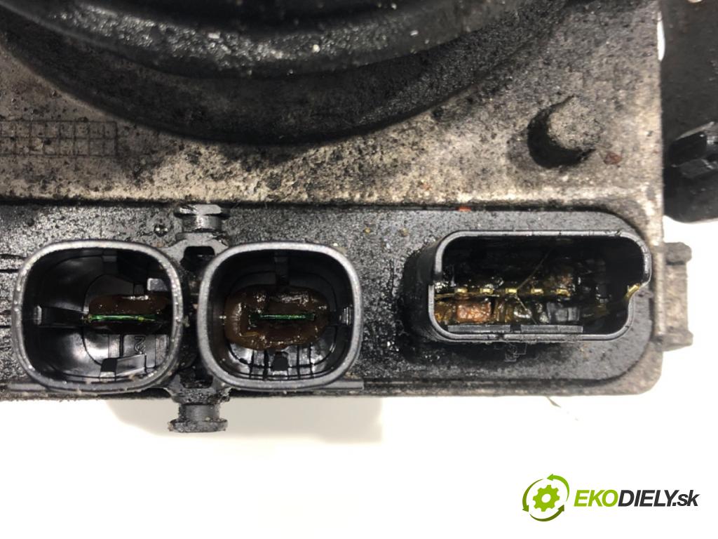 CITROEN C4 II (NC_) 2009 - 2022    1.6 VTi 120 88 kW [120 KM] benzyna 2009 - 2016  Pumpa servočerpadlo V29006925E (Servočerpadlá, pumpy riadenia)