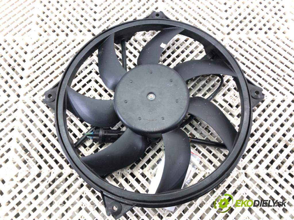 CITROEN C4 II (NC_) 2009 - 2022    1.6 VTi 120 88 kW [120 KM] benzyna 2009 - 2016  ventilátor chladiče 85886 (Ventilátory)