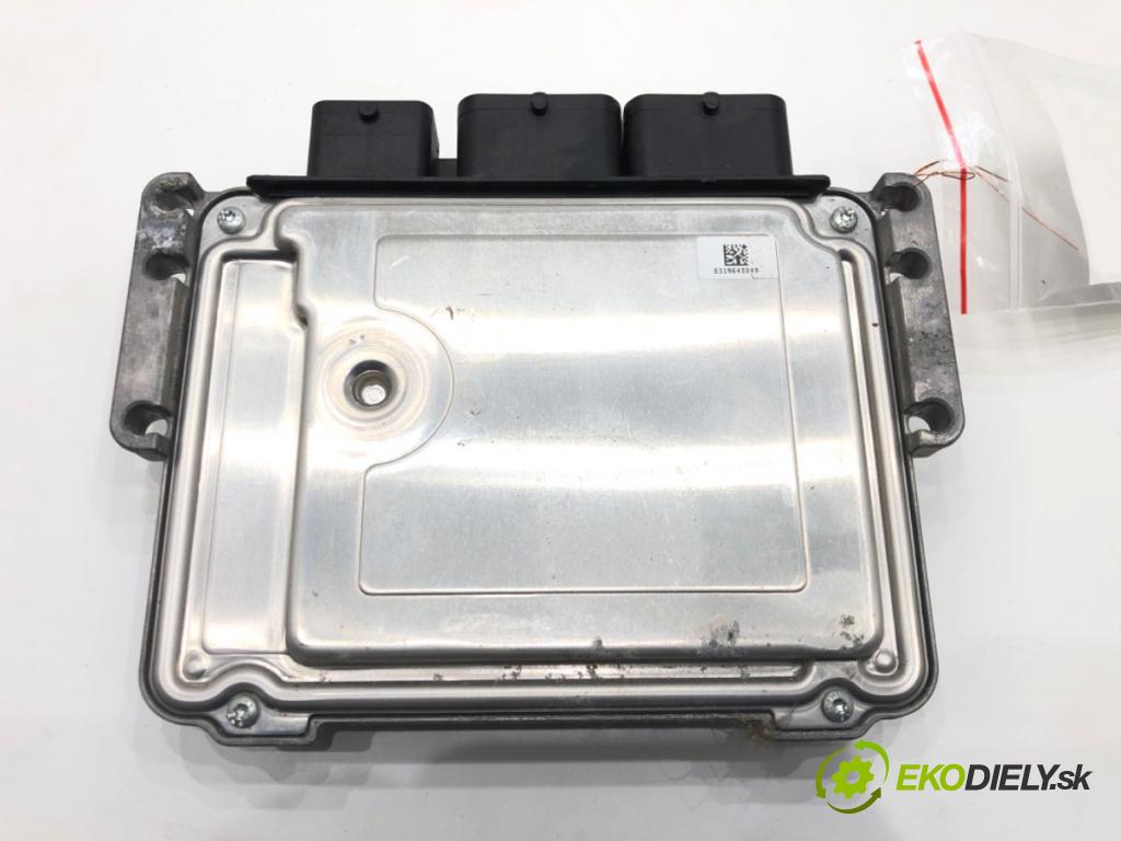 CITROEN C4 II (NC_) 2009 - 2022    1.6 VTi 120 88 kW [120 KM] benzyna 2009 - 2016  riadiaca jednotka Motor 9678495980 (Riadiace jednotky)