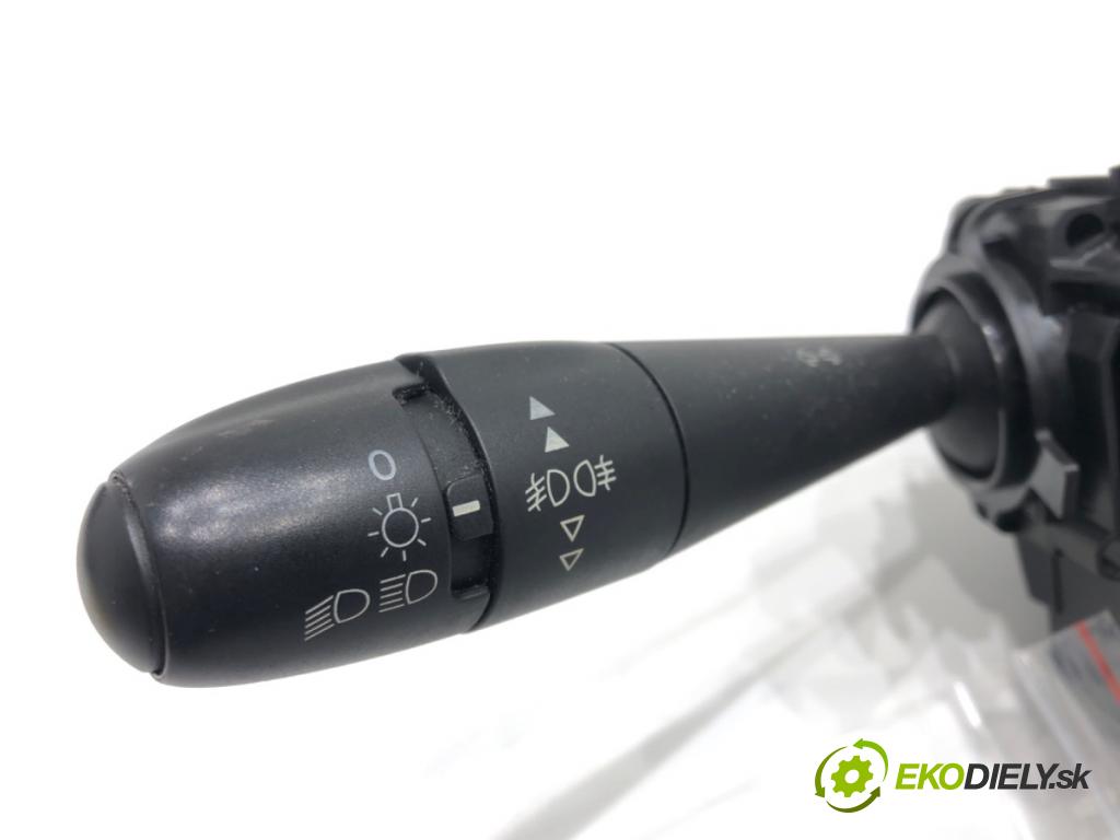 CITROEN C4 II (NC_) 2009 - 2022    1.6 VTi 120 88 kW [120 KM] benzyna 2009 - 2016  Prepínač kombinovaný 96759258XT (Prepínače, spínače, tlačidlá a ovládače kúrenia)