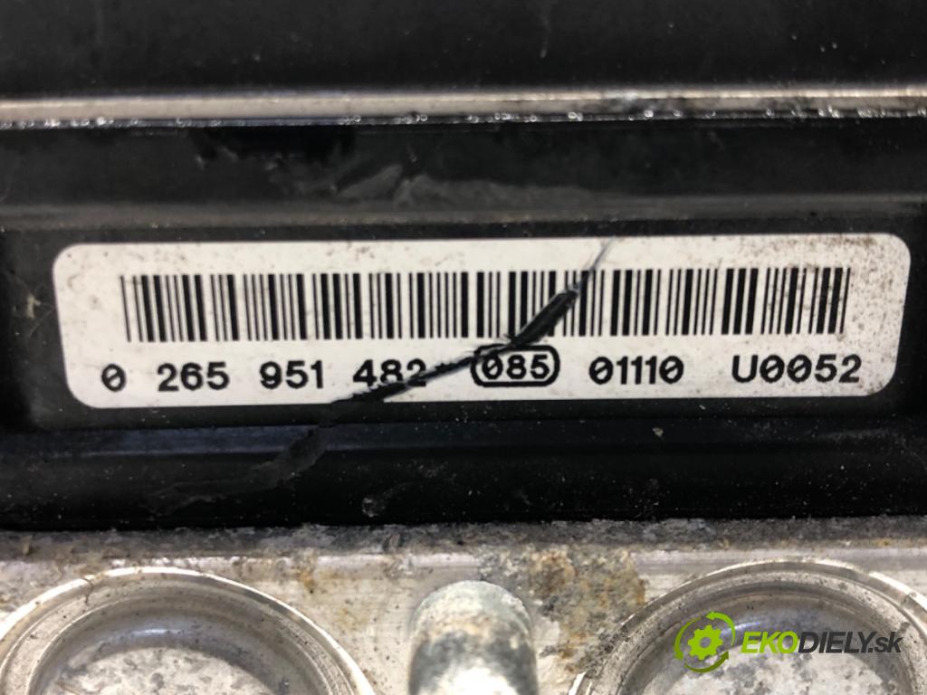 CITROEN C4 II (NC_) 2009 - 2022    1.6 VTi 120 88 kW [120 KM] benzyna 2009 - 2016  Pumpa ABS 9676906580 (Pumpy ABS)