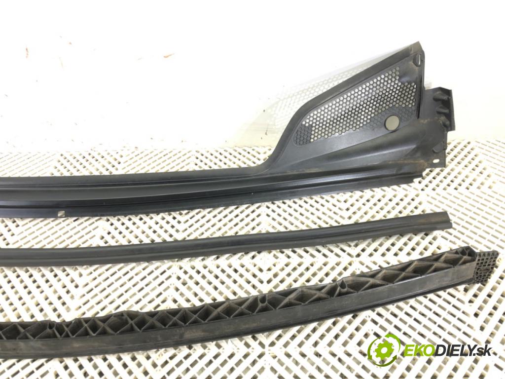 CITROEN C4 II (NC_) 2009 - 2022    1.6 VTi 120 88 kW [120 KM] benzyna 2009 - 2016  Torpédo, plast pod čelné okno 9687956480 (Torpéda)