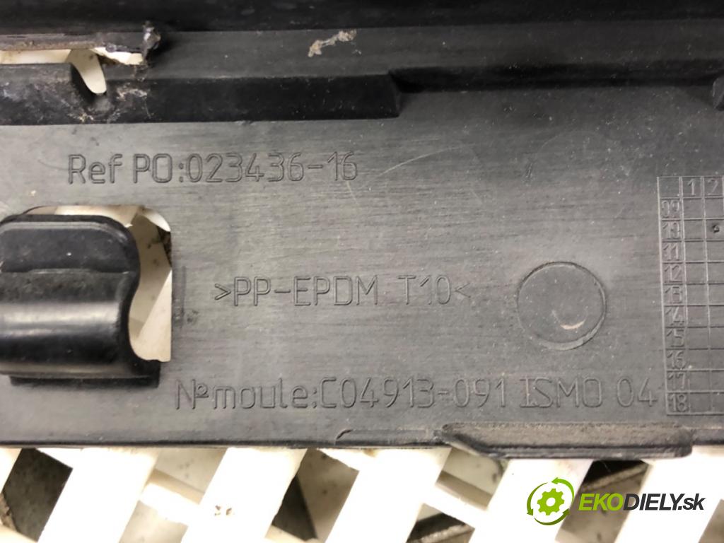 CITROEN C4 II (NC_) 2009 - 2022    1.6 VTi 120 88 kW [120 KM] benzyna 2009 - 2016  mřížka maska  (Mřížky (masky) chladičů)