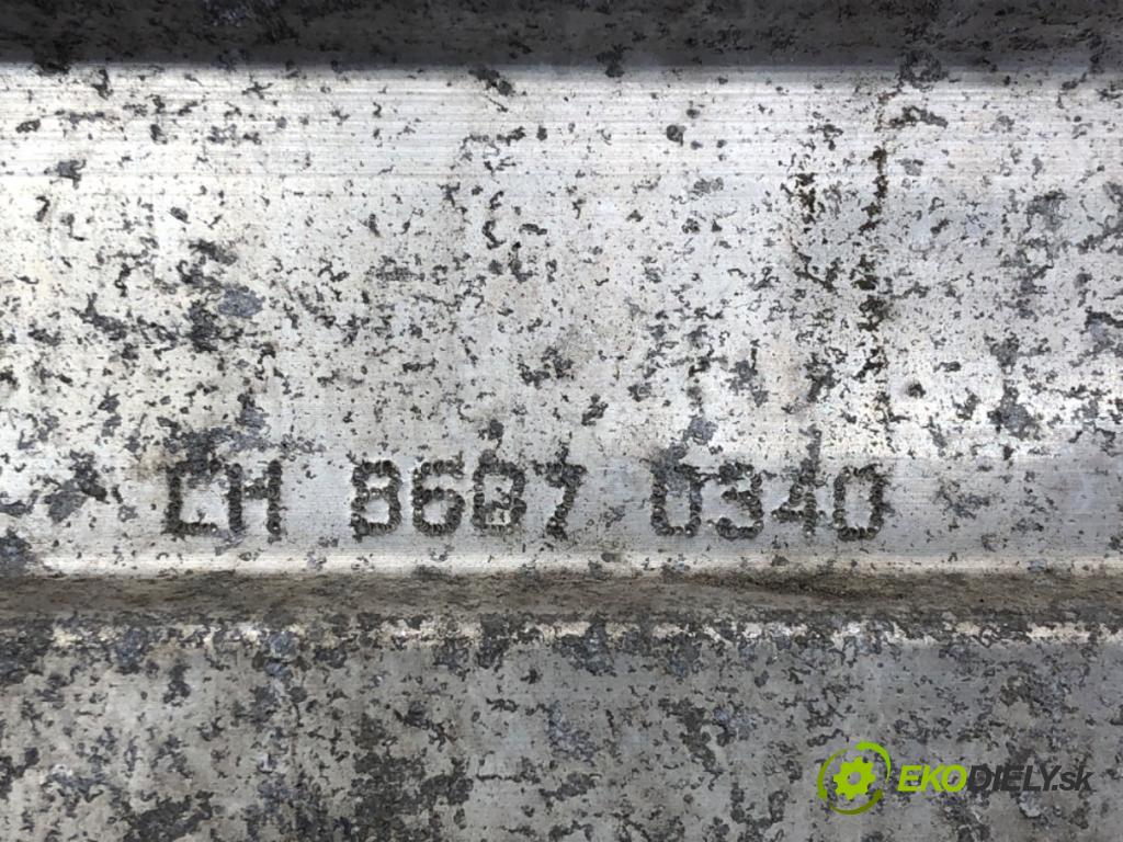 AUDI A4 B6 Avant (8E5) 2000 - 2005    1.9 TDI 96 kW [130 KM] olej napędowy 2001 - 2004  výztuha nárazníka přední část  (Výztuhy přední)