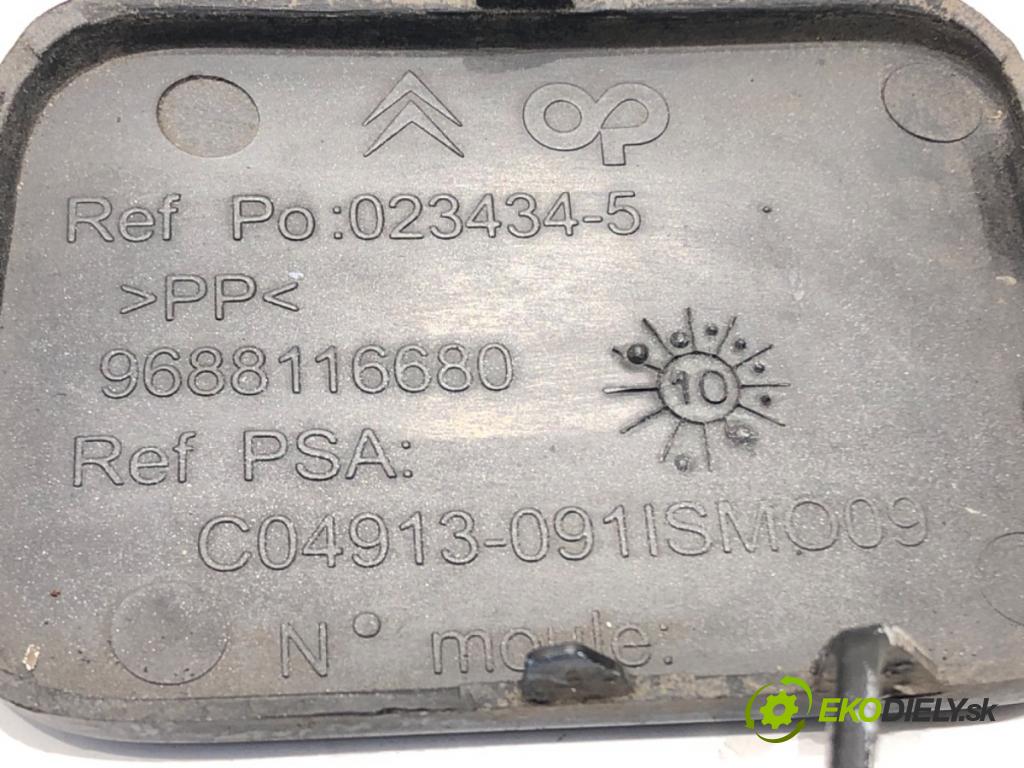 CITROEN C4 II (NC_) 2009 - 2022    1.6 VTi 120 88 kW [120 KM] benzyna 2009 - 2016  kryt nárazníka přední část 9688116680