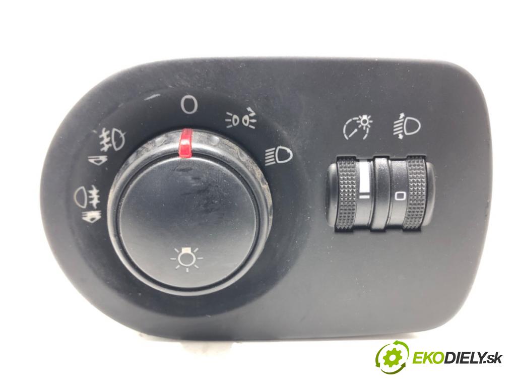 SEAT LEON (1P1) 2005 - 2013    1.6 75 kW [102 KM] benzyna 2005 - 2012  spínač světel D.