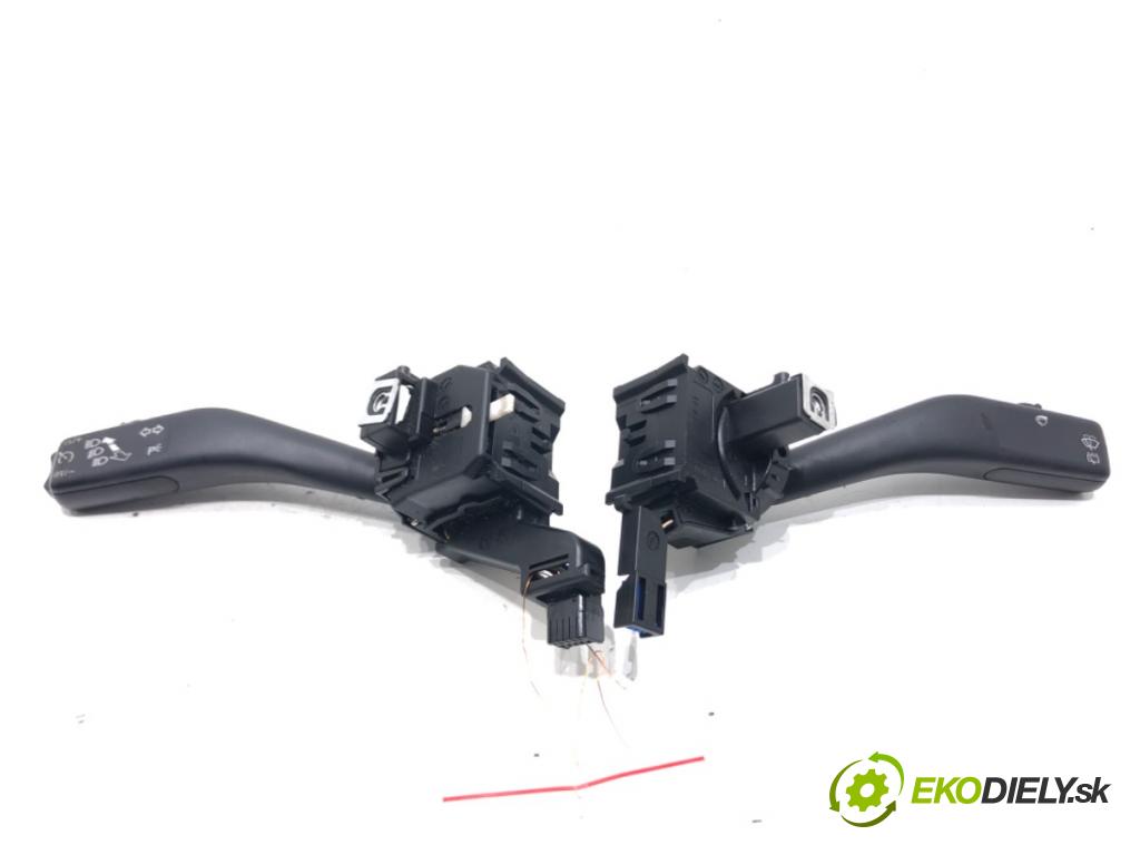 SEAT LEON (1P1) 2005 - 2013    1.6 75 kW [102 KM] benzyna 2005 - 2012  Prepínač kombinovaný 1K0953513F (Prepínače, spínače, tlačidlá a ovládače kúrenia)