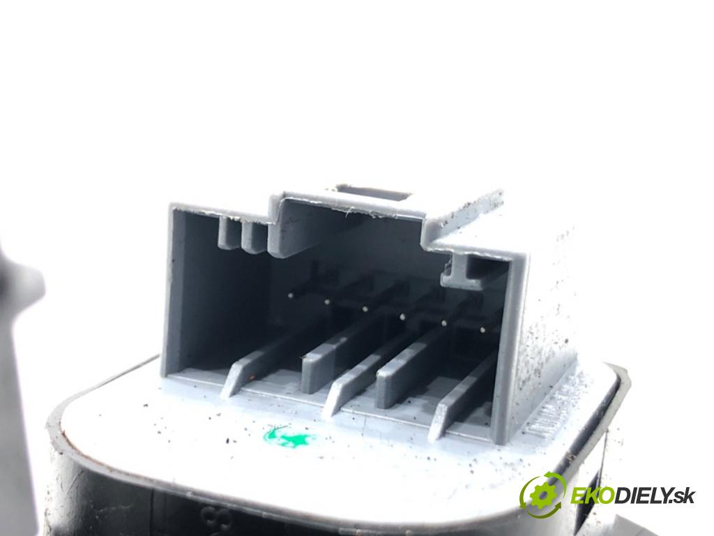 SEAT LEON (1P1) 2005 - 2013    1.6 75 kW [102 KM] benzyna 2005 - 2012  Prepínač nastavenia spätných zrkadiel 5P0959565A (Prepínače, spínače, tlačidlá a ovládače kúrenia)