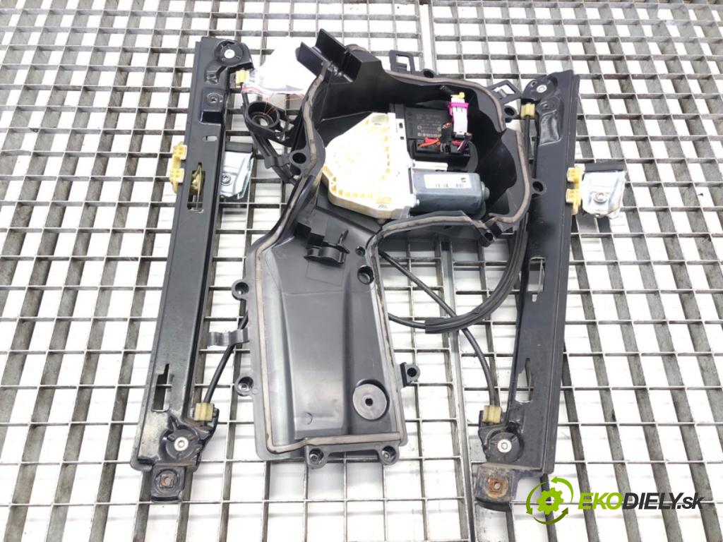 SEAT LEON (1P1) 2005 - 2013    1.6 75 kW [102 KM] benzyna 2005 - 2012  mechanismus okna pravý přední část 1P0837402D
