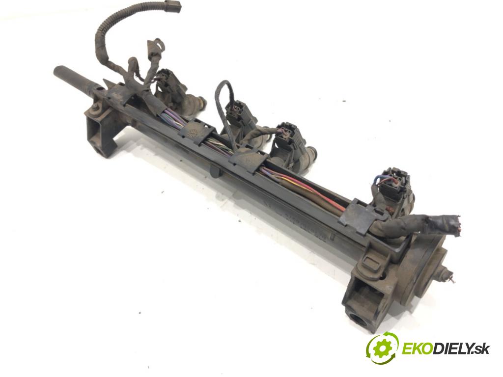 SEAT LEON (1P1) 2005 - 2013    1.6 75 kW [102 KM] benzyna 2005 - 2012  Lišta vstrekovacia 06A906031BT (Vstrekovacie lišty)