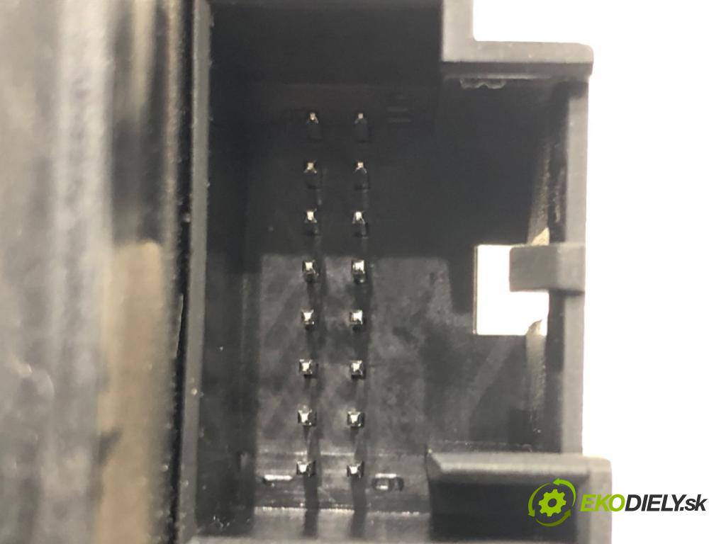 VW PASSAT B6 (3C2) 2005 - 2010    1.9 TDI 77 kW [105 KM] olej napędowy 2005 - 2010  spinačka 3C0905843M (Spínacie skrinky a kľúče)