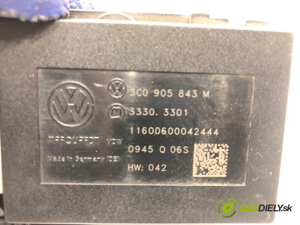 VW PASSAT B6 (3C2) 2005 - 2010    1.9 TDI 77 kW [105 KM] olej napędowy 2005 - 2010  spinačka 3C0905843M (Spínacie skrinky a kľúče)