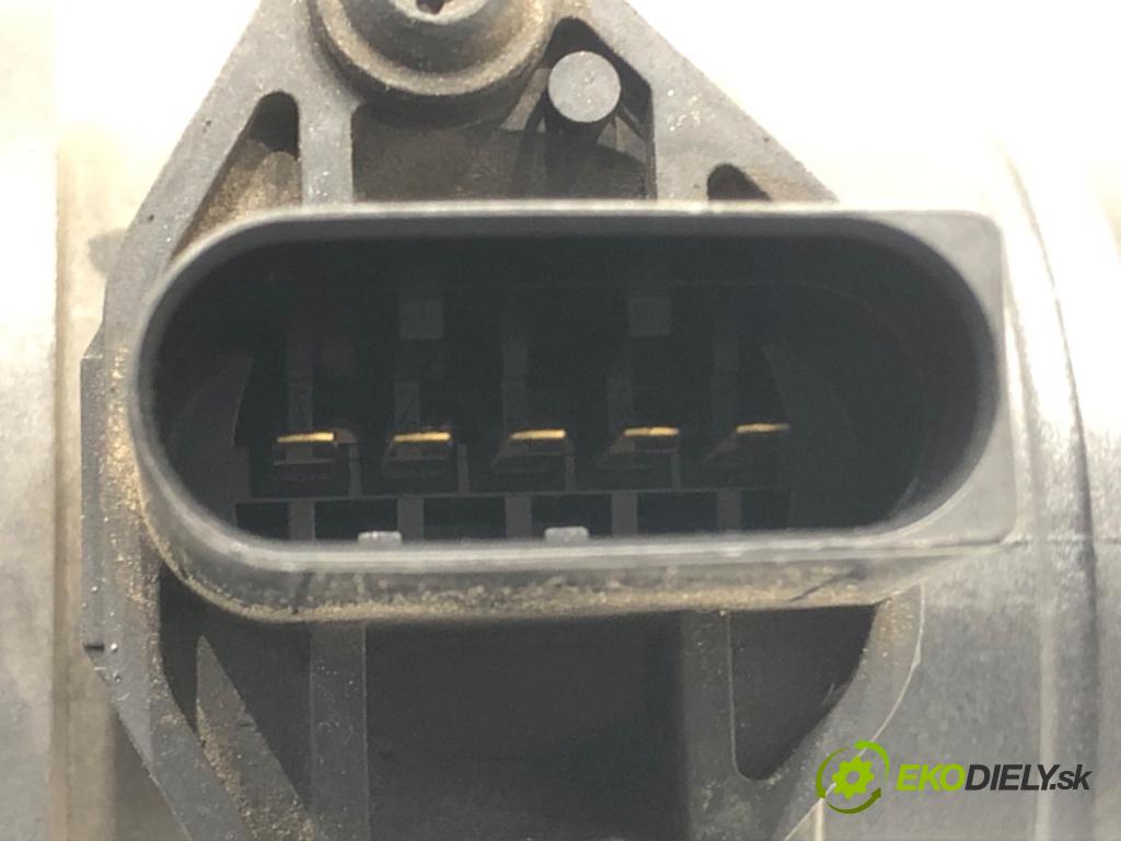 VW PASSAT B6 (3C2) 2005 - 2010    1.9 TDI 77 kW [105 KM] olej napędowy 2005 - 2010  Váha vzduchu 0281002531 038906461B (Váhy vzduchu)