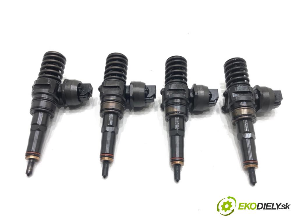 VW PASSAT B6 (3C2) 2005 - 2010    1.9 TDI 77 kW [105 KM] olej napędowy 2005 - 2010  Vstrekovač 038130073AG