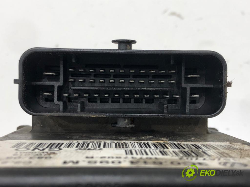 VW PASSAT B6 (3C2) 2005 - 2010    1.9 TDI 77 kW [105 KM] olej napędowy 2005 - 2010  Pumpa ABS 3C0614095M (Pumpy ABS)