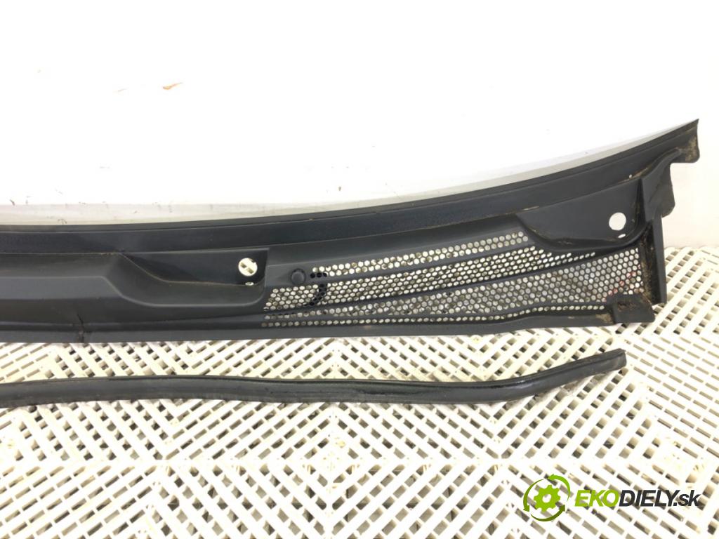 OPEL VECTRA C (Z02) 2002 - 2009    1.9 CDTI (F69) 88 kW [120 KM] olej napędowy 2004 - 2009  Torpédo, plast pod čelné okno  (Torpéda)