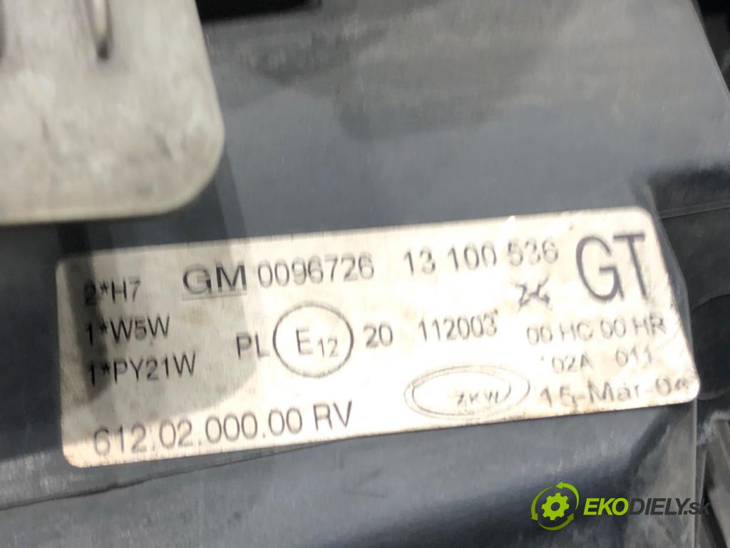 OPEL CORSA C (X01) 2000 - 2009    1.3 CDTI (F08, F68) 51 kW [70 KM] olej napędowy 2003 - 2009  Svetlomet pravy predný 13100536