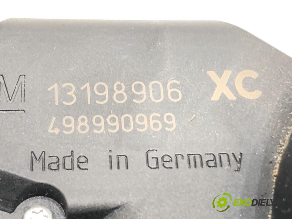 OPEL ASTRA H (A04) 2004 - 2014    1.6 (L48) 77 kW [105 KM] benzyna 2004 - 2010  Prepínač kombinovaný 13198906XC (Prepínače, spínače, tlačidlá a ovládače kúrenia)