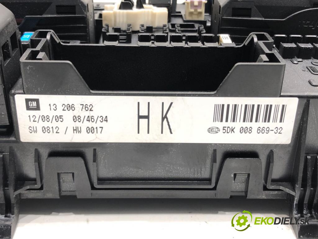 OPEL ASTRA H (A04) 2004 - 2014    1.6 (L48) 77 kW [105 KM] benzyna 2004 - 2010  modul BSI 13206762 (Pojistkové skříňky)