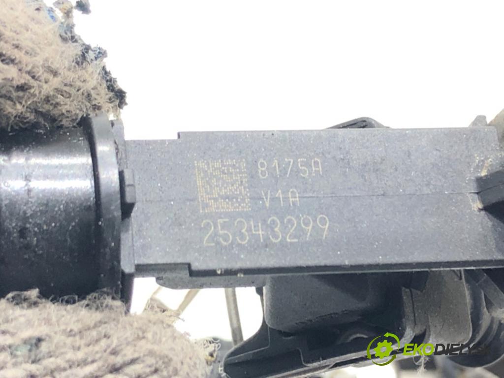 OPEL ASTRA H (A04) 2004 - 2014    1.6 (L48) 77 kW [105 KM] benzyna 2004 - 2010  Lišta vstrekovacia 25343299 (Vstrekovacie lišty)