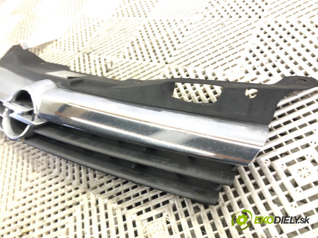 OPEL ASTRA H (A04) 2004 - 2014    1.6 (L48) 77 kW [105 KM] benzyna 2004 - 2010  mřížka maska 13108463 (Mřížky (masky) chladičů)