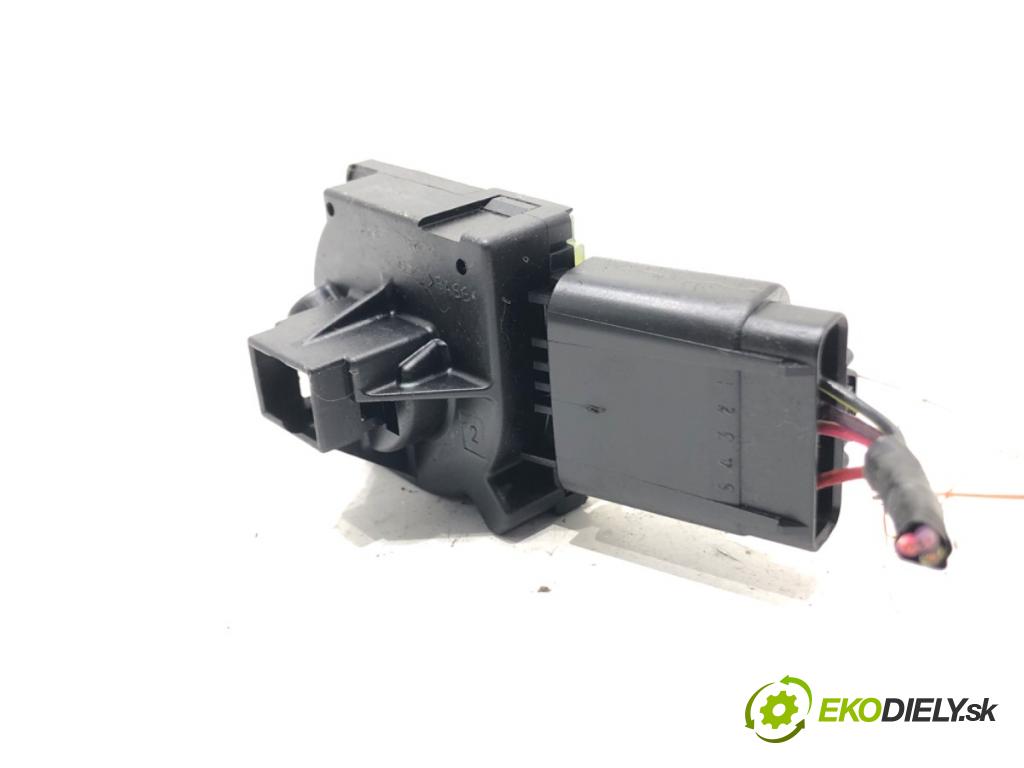 DODGE CALIBER 2006 - 2022    1.8 110 kW [150 KM] benzyna 2006 - 2009  Kocka, vložka spínacej skrinky 04685719AD (Spínacie skrinky a kľúče)