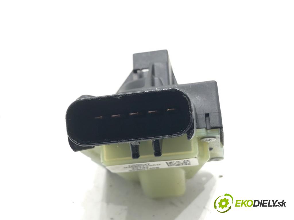 DODGE CALIBER 2006 - 2022    1.8 110 kW [150 KM] benzyna 2006 - 2009  Kocka, vložka spínacej skrinky 04685719AD (Spínacie skrinky a kľúče)