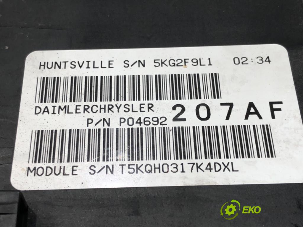 DODGE CALIBER 2006 - 2022    1.8 110 kW [150 KM] benzyna 2006 - 2009  skříňka poistková P04692207AF (Pojistkové skříňky)
