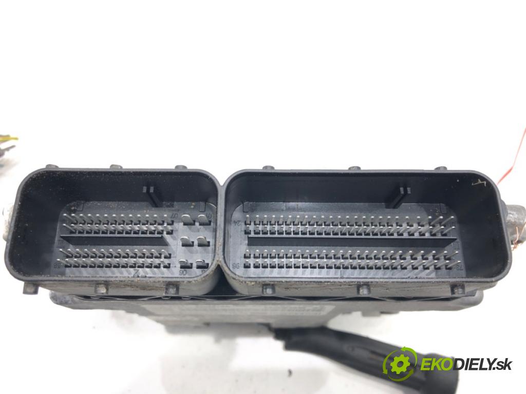 FORD FOCUS III Turnier 2010 - 2022    1.6 EcoBoost 110 kW [150 KM] benzyna 2010 - 2022  riadiaca jednotka Motor BV61-12A650-B (Riadiace jednotky)