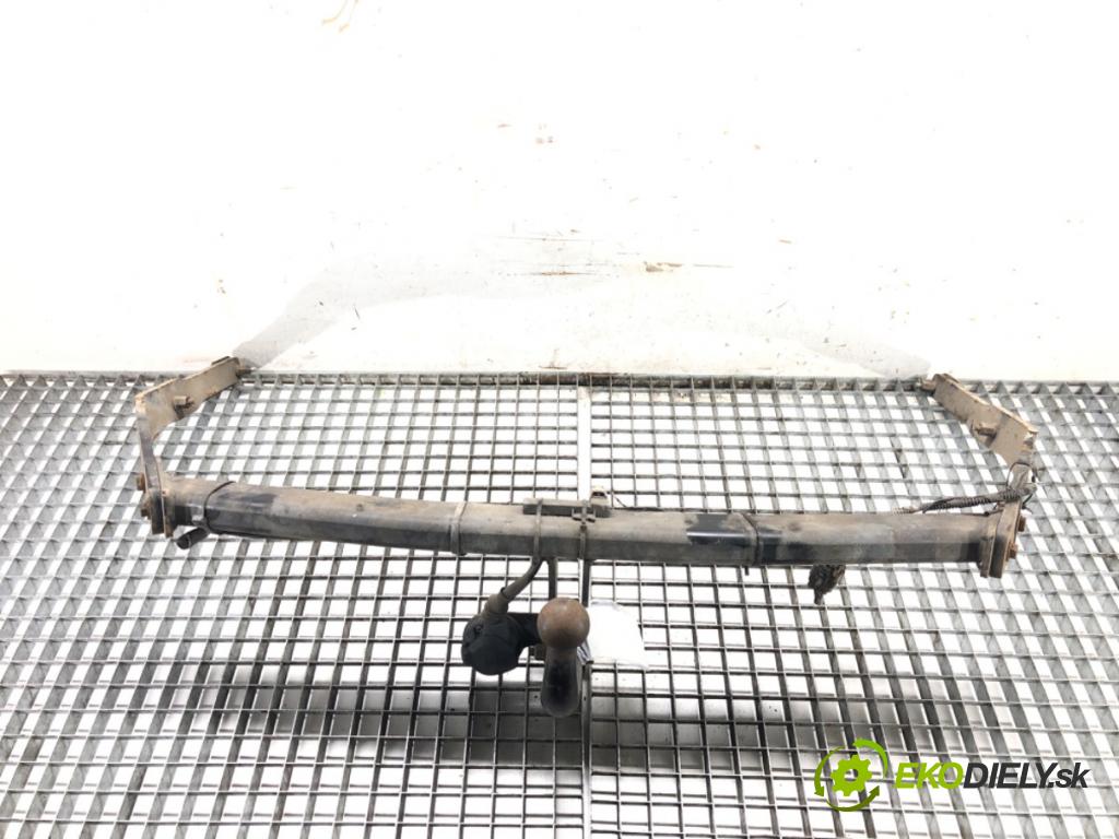 FORD FOCUS III Turnier 2010 - 2022    1.6 EcoBoost 110 kW [150 KM] benzyna 2010 - 2022  Hák tažné zařízení 307417 (Tažná zařízení)