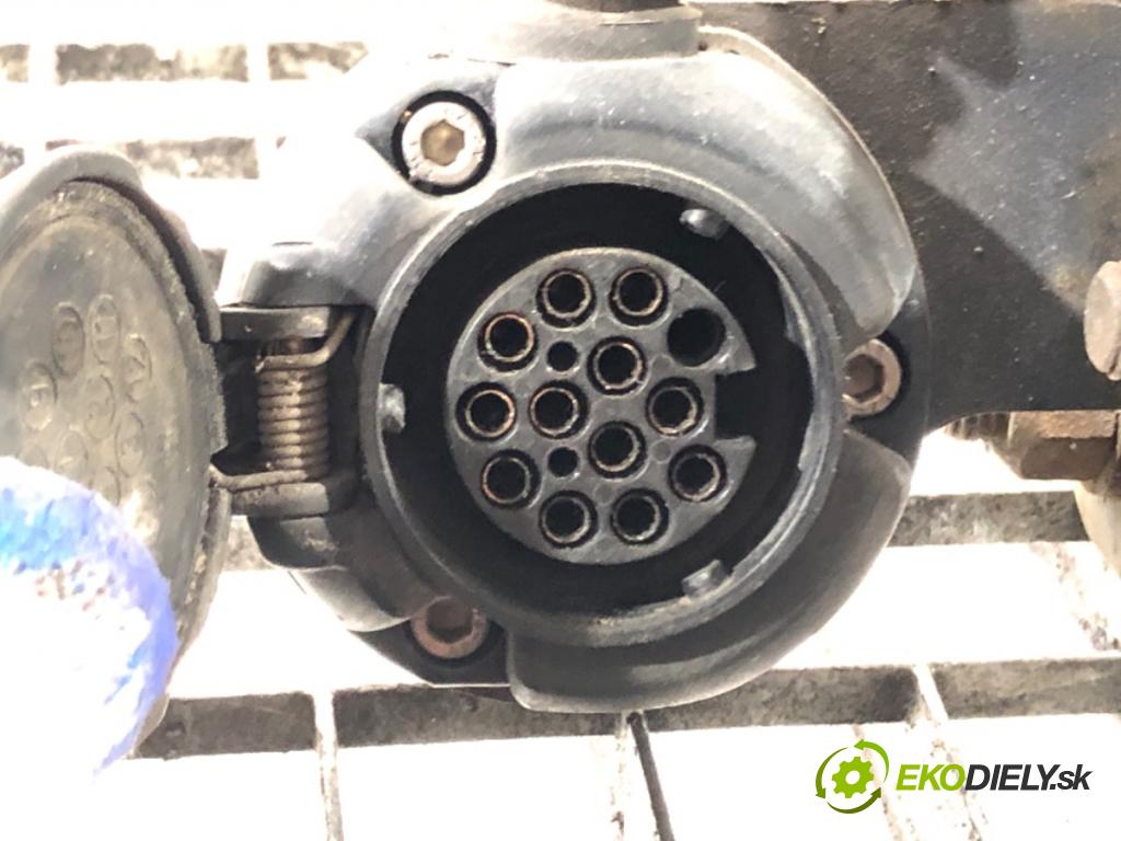 FORD FOCUS III Turnier 2010 - 2022    1.6 EcoBoost 110 kW [150 KM] benzyna 2010 - 2022  Hák tažné zařízení 307417 (Tažná zařízení)