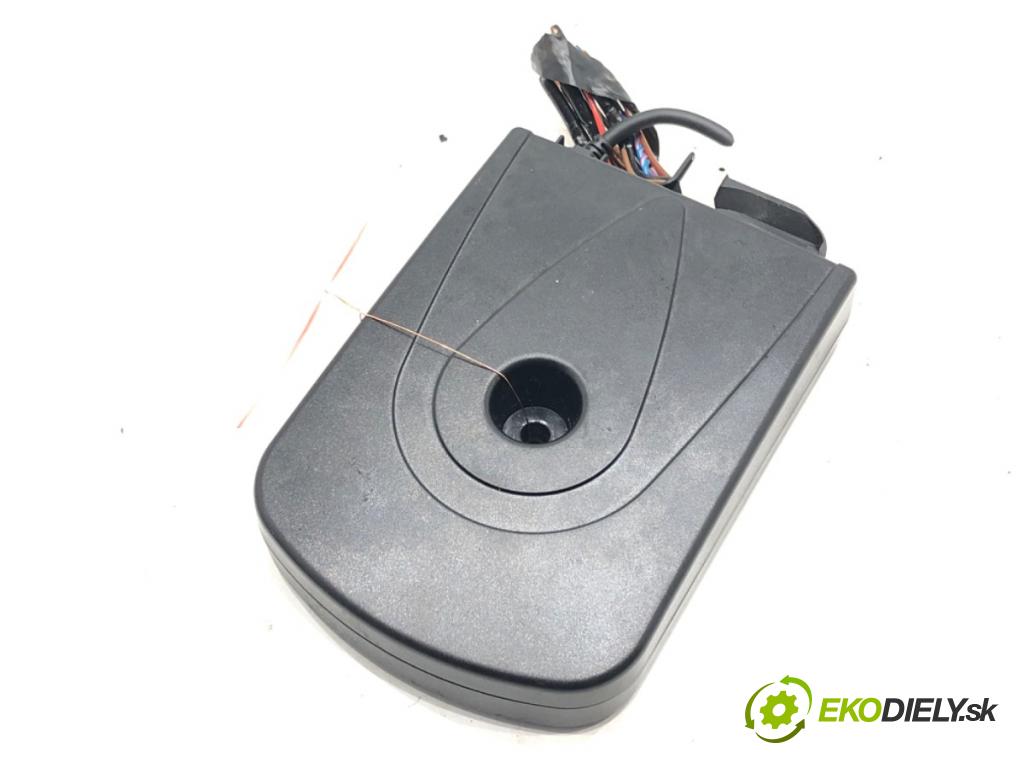 FORD FOCUS III Turnier 2010 - 2022    1.6 EcoBoost 110 kW [150 KM] benzyna 2010 - 2022  Modul BLUETOOTH 8M5T-19C112-AS (Ostatné)