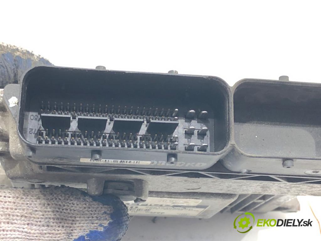 HYUNDAI i20 I (PB, PBT) 2008 - 2022    1.2 57 kW [78 KM] benzyna 2008 - 2012  riadiaca jednotka Motor 39110-03256 (Riadiace jednotky)