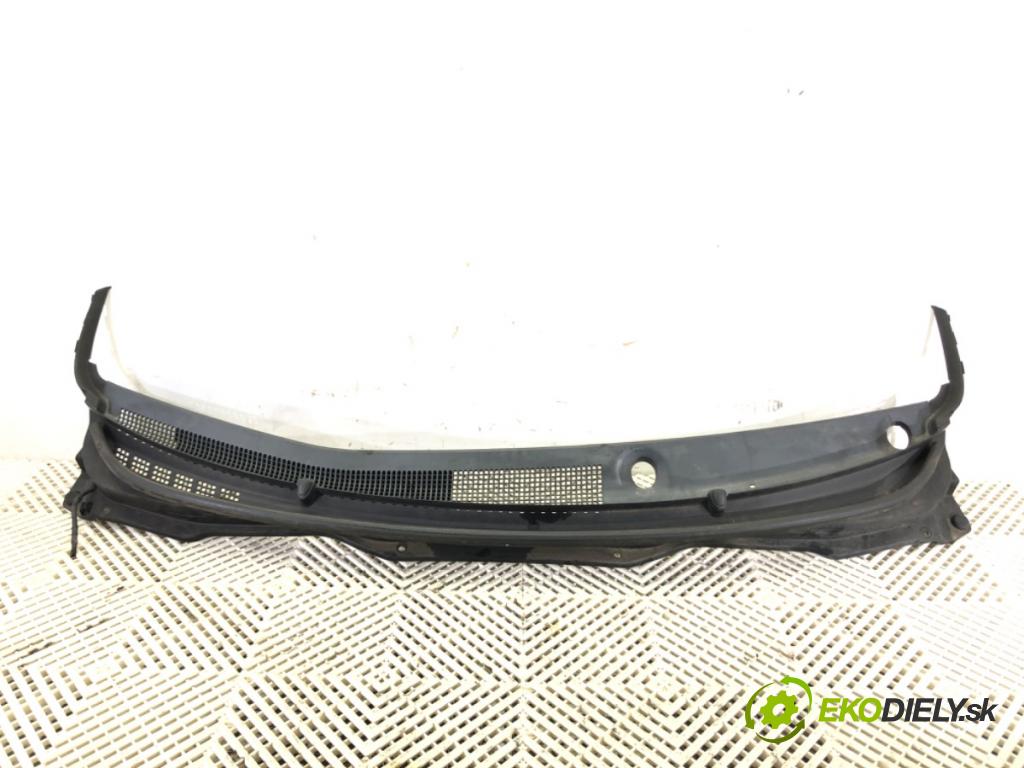 HYUNDAI i20 I (PB, PBT) 2008 - 2022    1.2 57 kW [78 KM] benzyna 2008 - 2012  Torpédo, plast pod čelné okno 86151-1J000 (Torpéda)