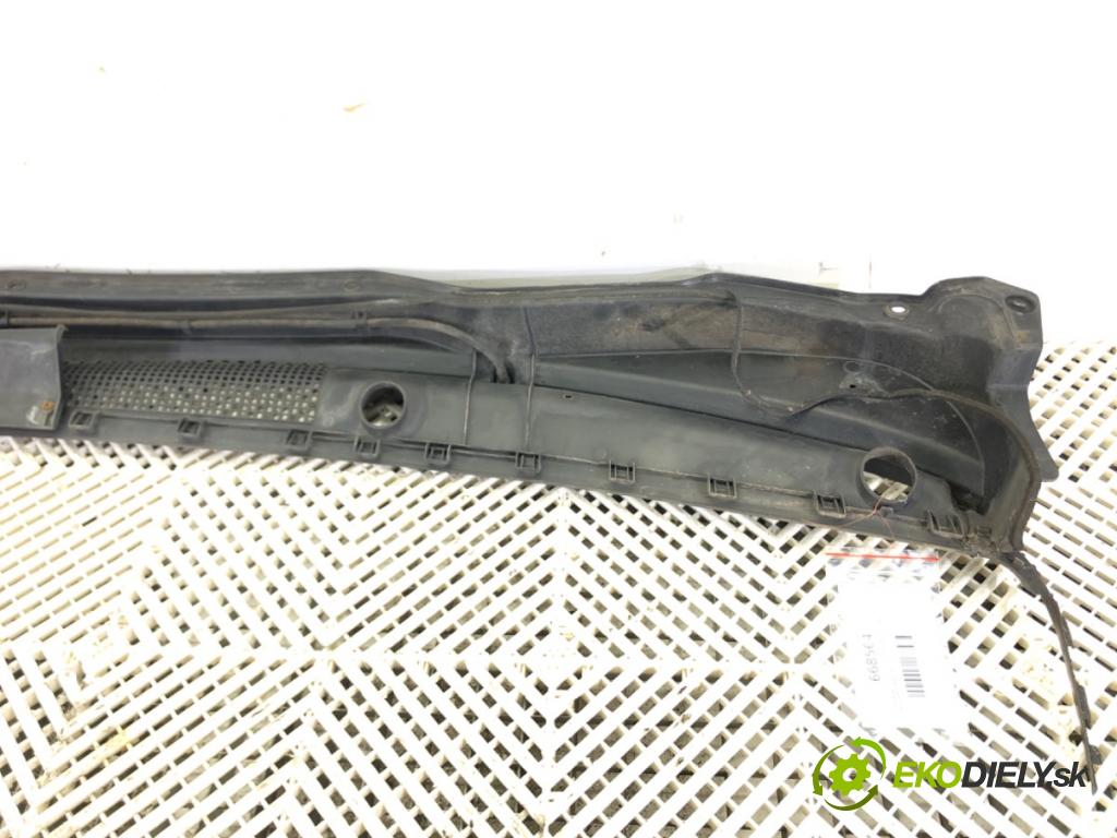 HYUNDAI i20 I (PB, PBT) 2008 - 2022    1.2 57 kW [78 KM] benzyna 2008 - 2012  Torpédo, plast pod čelné okno 86151-1J000 (Torpéda)