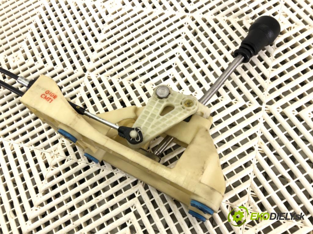 HYUNDAI i20 I (PB, PBT) 2008 - 2022    1.2 57 kW [78 KM] benzyna 2008 - 2012  Kulisa  (Rýchlostné páky / kulisy)