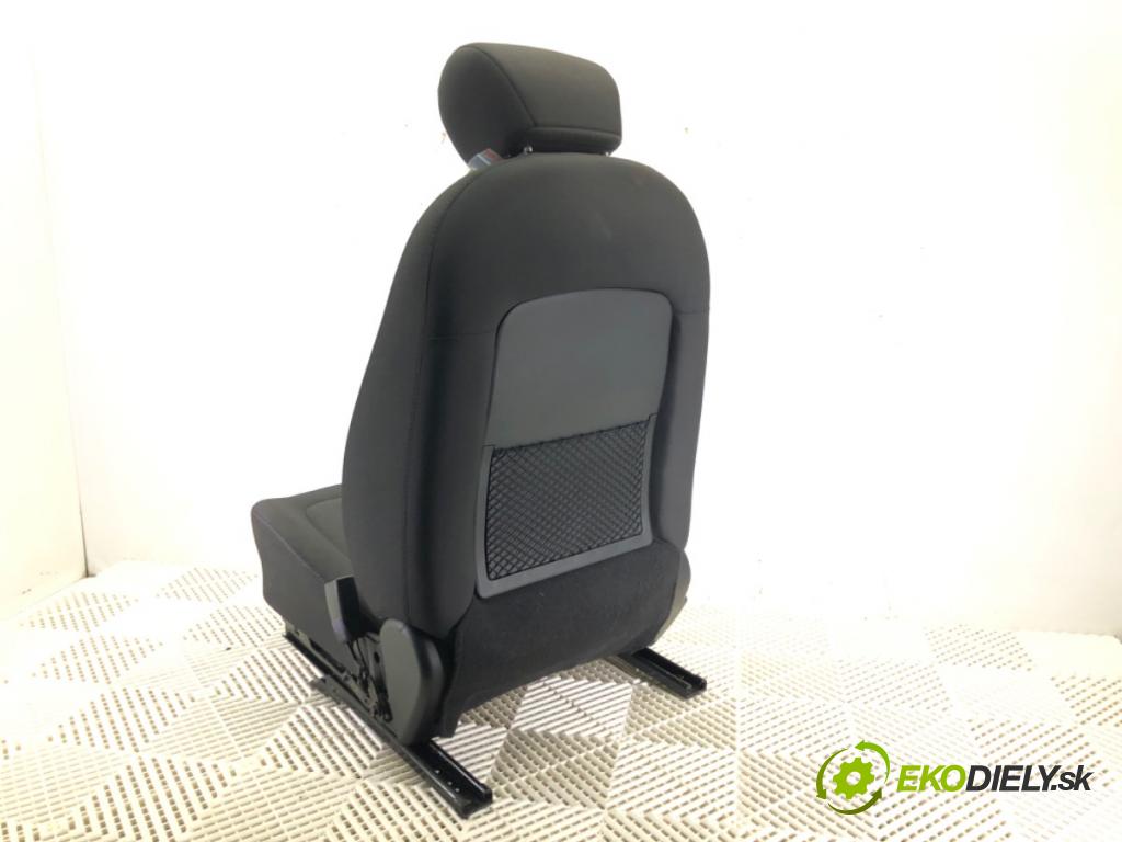 HYUNDAI i20 I (PB, PBT) 2008 - 2022    1.2 57 kW [78 KM] benzyna 2008 - 2012  Sedadlo pravy predný