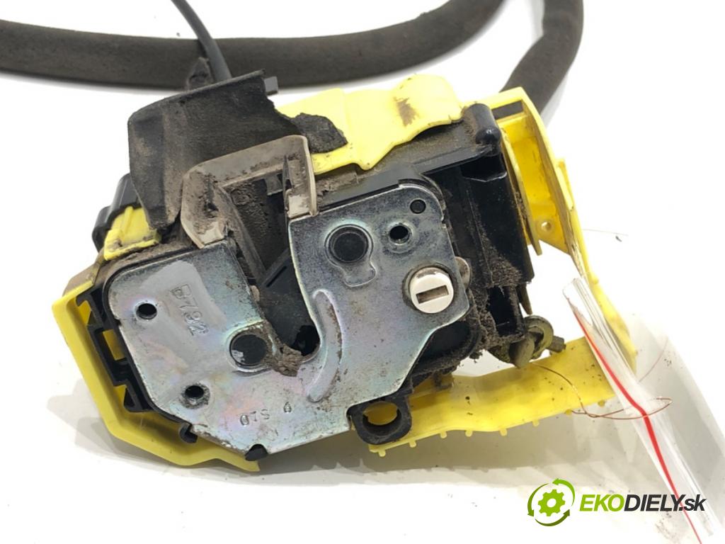 FIAT QUBO (225_) 2008 - 2022    1.4 (225AXA1A, 225CXA1A) 57 kW [78 KM] benzyna 2009 - 2022  zámok dveře levý zadní část 1370900080