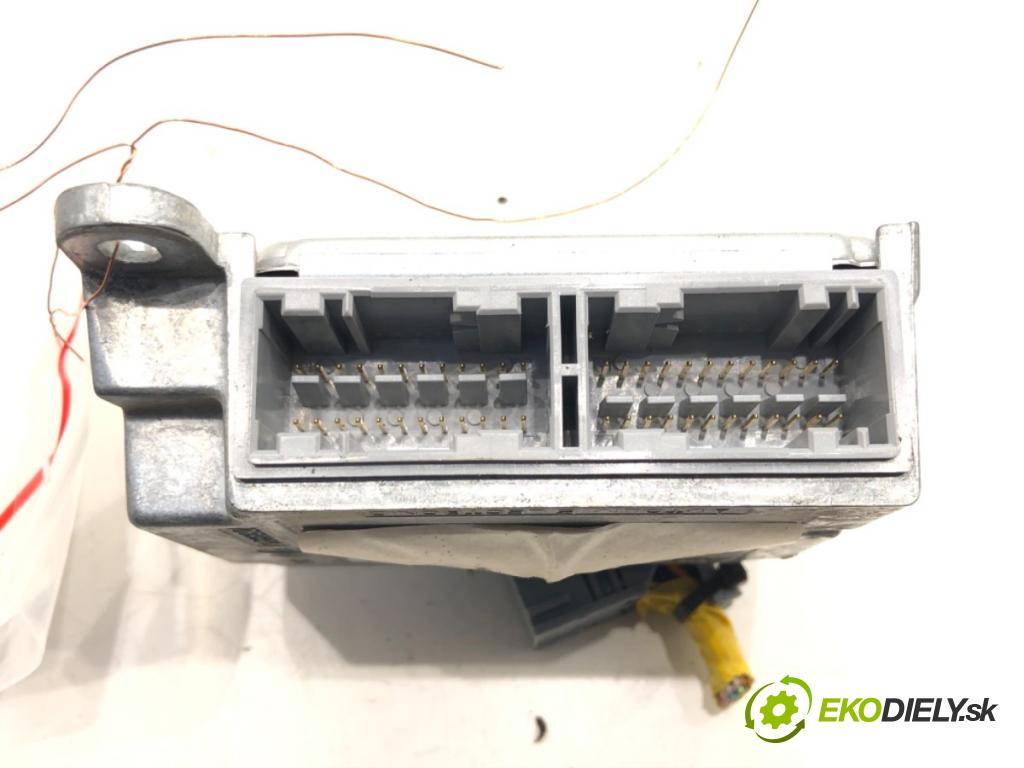 FIAT QUBO (225_) 2008 - 2022    1.4 (225AXA1A, 225CXA1A) 57 kW [78 KM] benzyna 2009 - 2022  senzor airbag 1385490080 (Snímače)