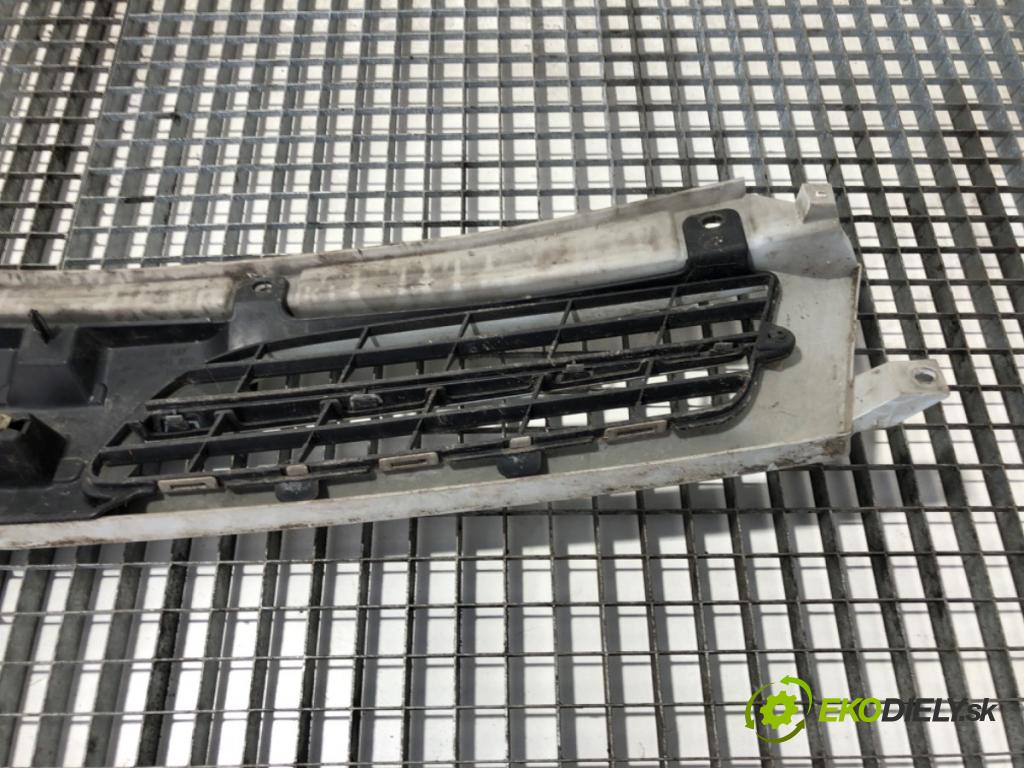 NISSAN INTERSTAR Autobus (X70) 2002 - 2022    dCi 115 84 kW [115 KM] olej napędowy 2002 - 2006  mřížka maska 8200233587 (Mřížky (masky) chladičů)