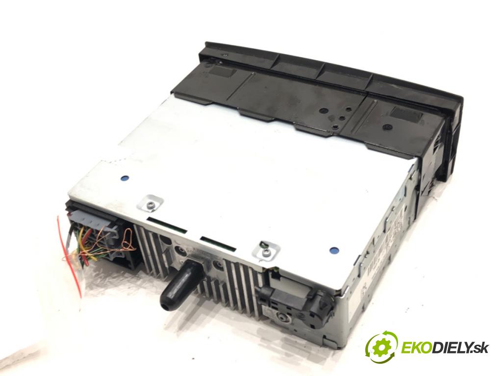 FIAT DOBLO Cargo (263_) 2010 - 2022    1.6 D Multijet 77 kW [105 KM] olej napędowy 2010 - 2022  RADIO 7649354516 (Audio zariadenia)