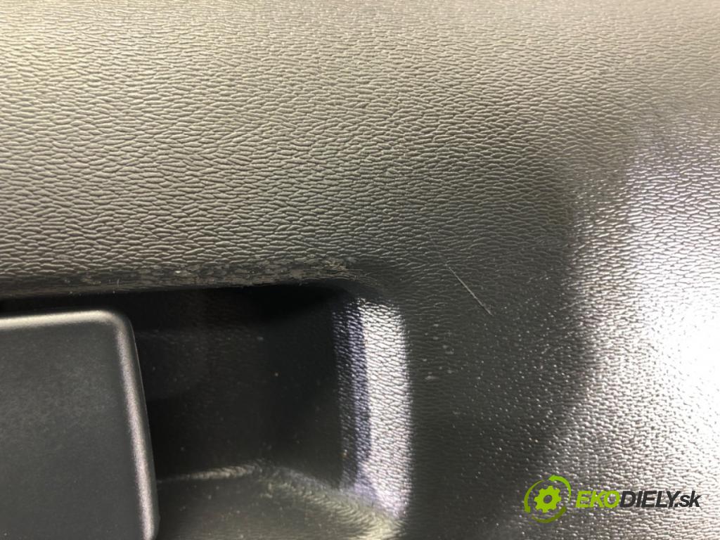 VOLVO XC60 I SUV (156) 2008 - 2017    D5 AWD 158 kW [215 KM] olej napędowy 2011 - 2015  Priehradka, kastlík spolujazdca  (Priehradky, kastlíky)