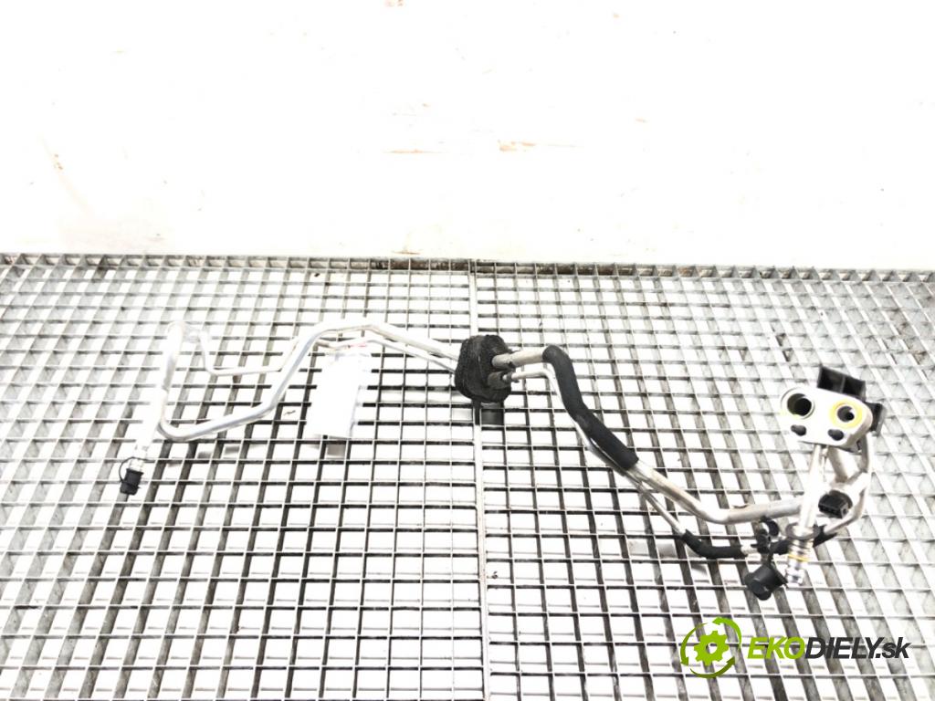 VOLVO XC60 I SUV (156) 2008 - 2017    D5 AWD 158 kW [215 KM] olej napędowy 2011 - 2015  rúrka klimatizácie 31267980 (Rúrky klimatizácie)