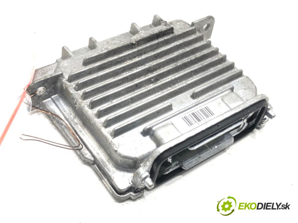 VOLVO XC60 I SUV (156) 2008 - 2017    D5 AWD 158 kW [215 KM] olej napędowy 2011 - 2015  Menič XENON 89089352 (Riadiace jednotky xenónu)