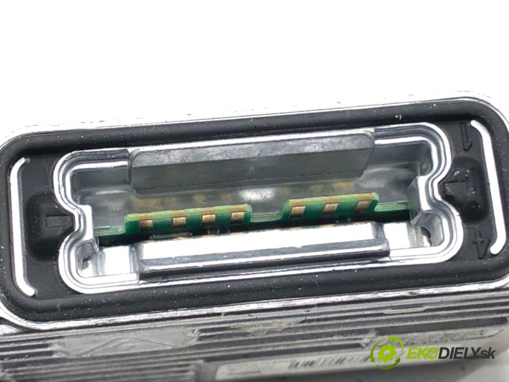 VOLVO XC60 I SUV (156) 2008 - 2017    D5 AWD 158 kW [215 KM] olej napędowy 2011 - 2015  Menič XENON 89089352 (Riadiace jednotky xenónu)